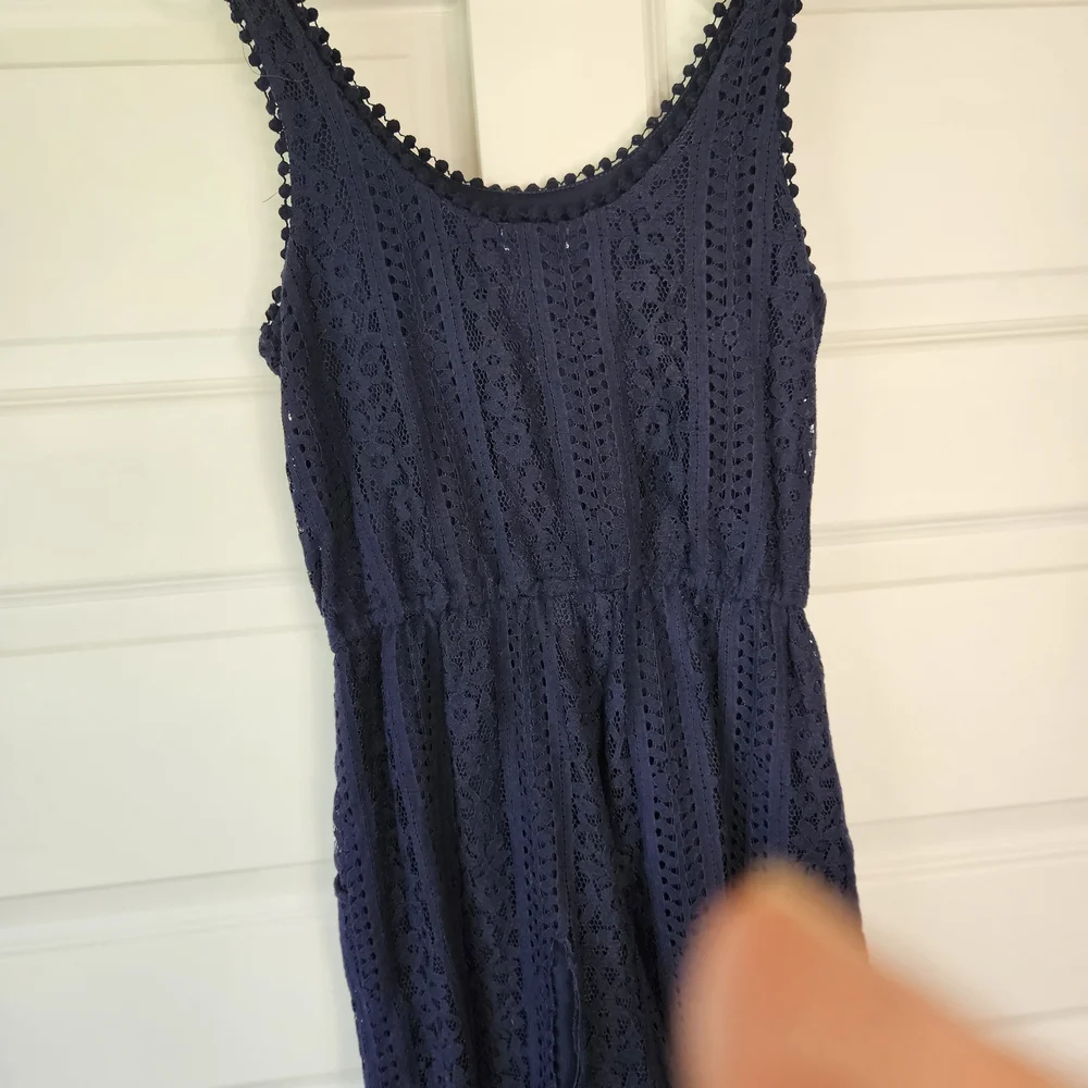 Boho Embroidered Lace Romper Navy Floral Festival Summer Xhilaration Size Medium